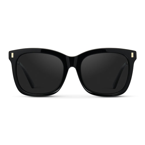Elara Black